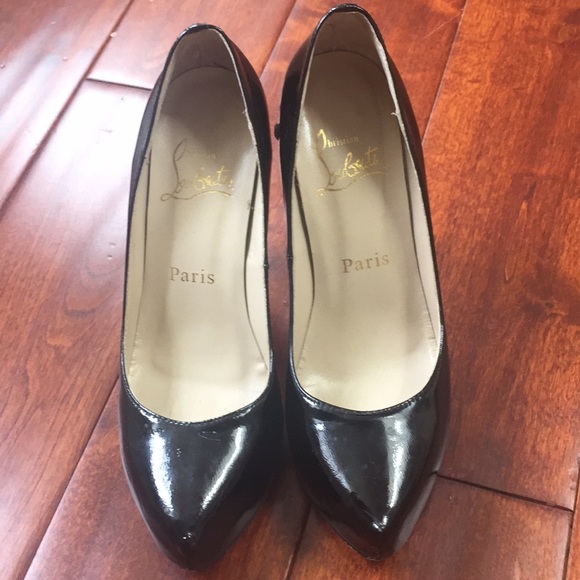 High heel red bottom shoes - Picture 1 of 3